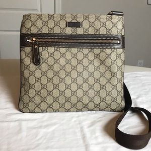 Authentic Gucci Crossbody bag